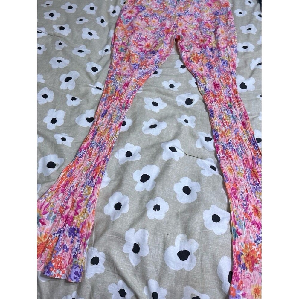 H&M floral bottoms - Picture 4 of 8
